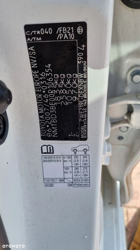 Toyota Corolla 1.8 Hybrid Active - 26