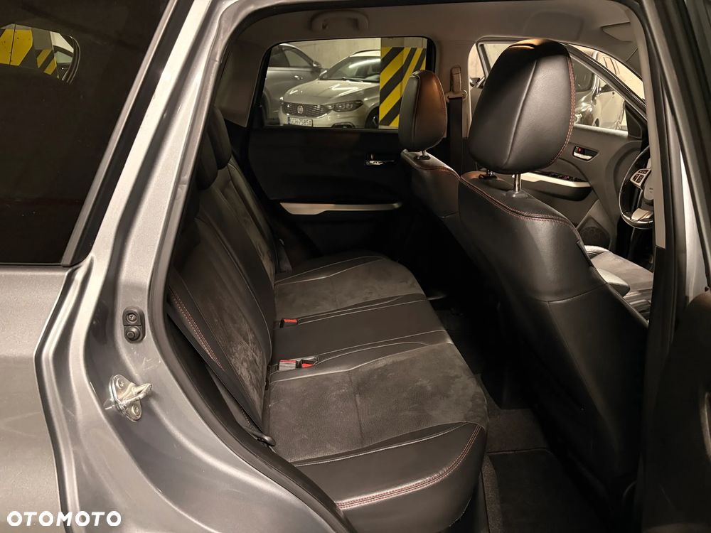 Suzuki Vitara - 32
