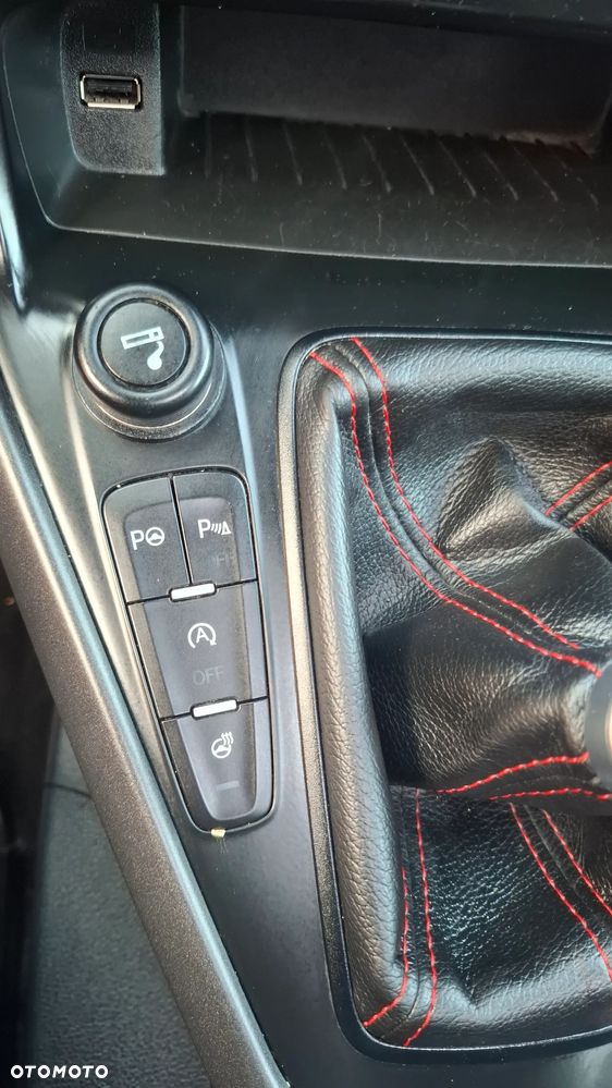 Ford Focus 1.5 EcoBoost STart-Stopp-System ST-LINE - 25