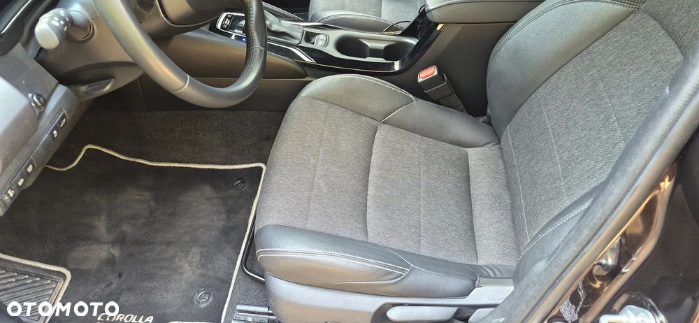 Toyota Corolla 1.8 Hybrid Style - 21