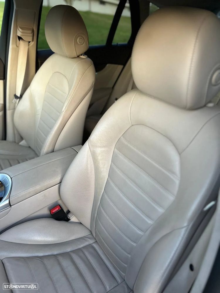 Mercedes-Benz GLC 220 d 4Matic 9G-TRONIC Exclusive - 4