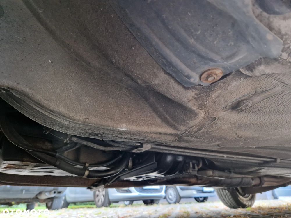 Mercedes-Benz W124 (1984-1993) - 14