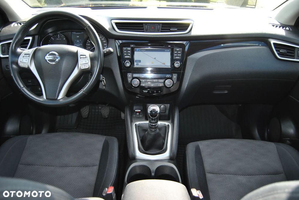 Nissan Qashqai 1.5 dCi DPF acenta - 26