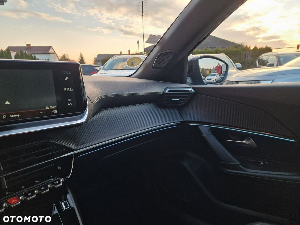 Peugeot 2008 1.5 BlueHDi GT S&S EAT8 - 23