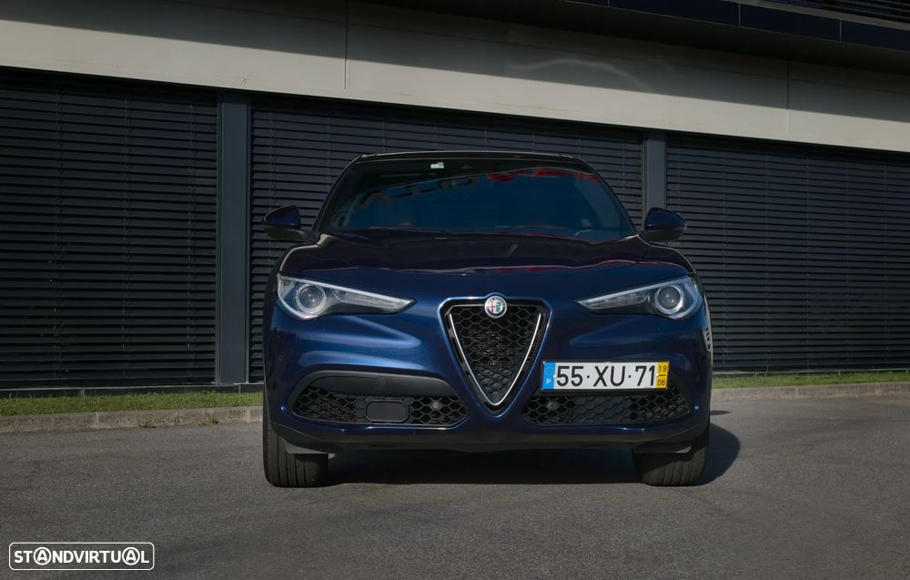 Alfa Romeo Stelvio 2.0 T Veloce Q4 AT8 - 5