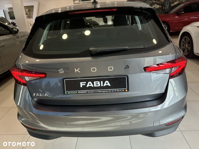 Skoda Fabia 1.0 TSI Drive DSG - 6