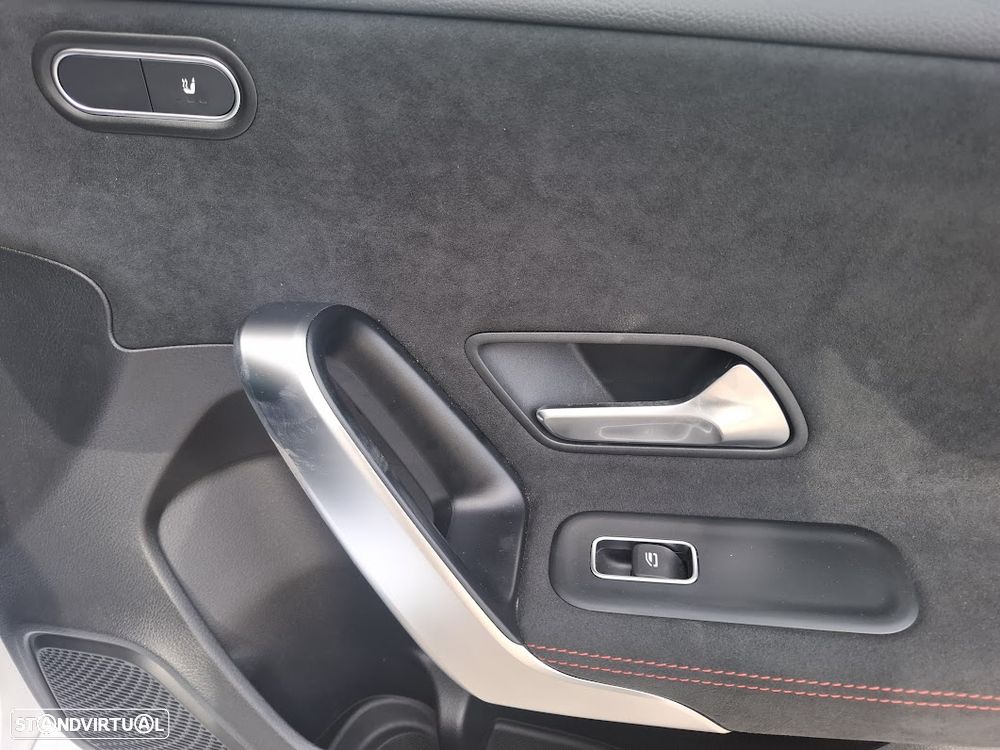 Mercedes-Benz A 200 7G-DCT AMG Line - 46