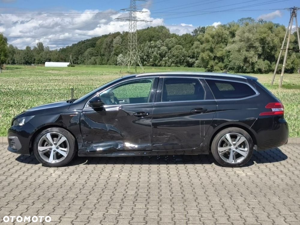Peugeot 308 - 4