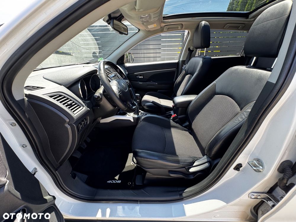 Peugeot 4008 - 18