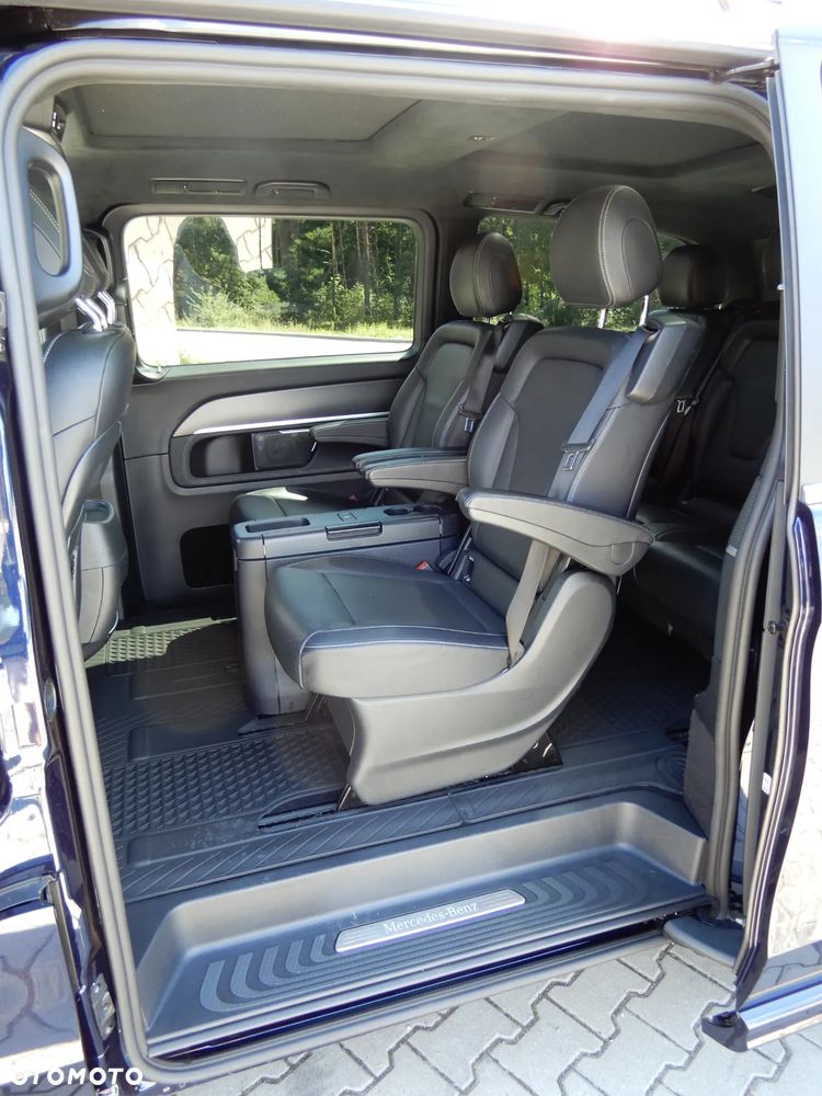 Mercedes-Benz Klasa V 300 d 4-Matic Exclusive 9G-Tronic (d³ugi) - 25