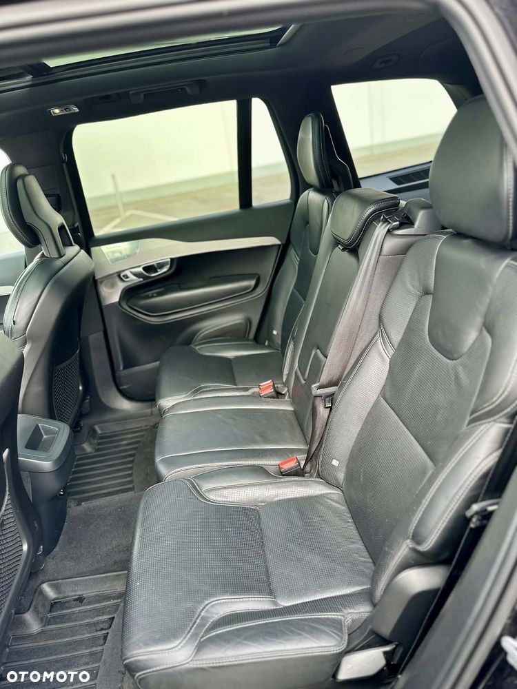 Volvo XC 90 D5 AWD Geartronic RDesign - 18