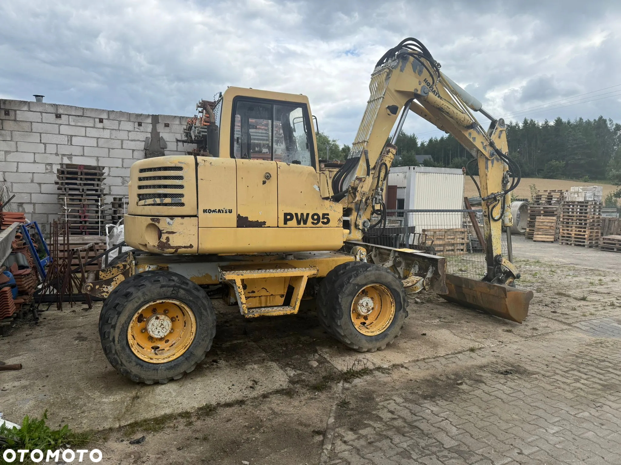 Komatsu PW95 - 4