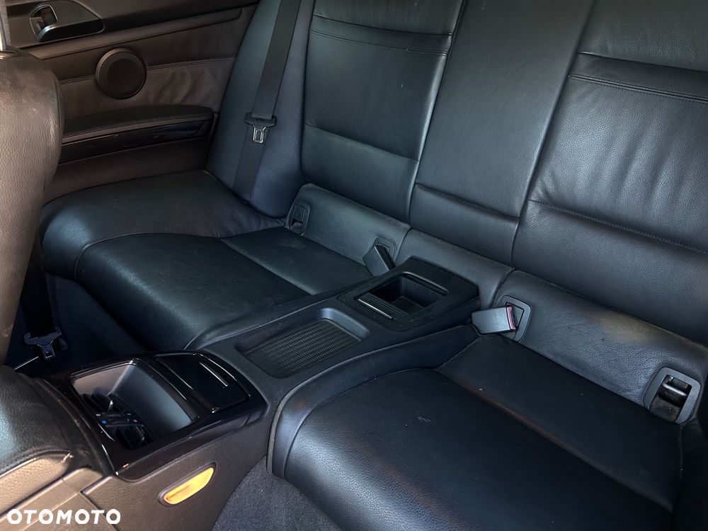 BMW Seria 3 320d - 32