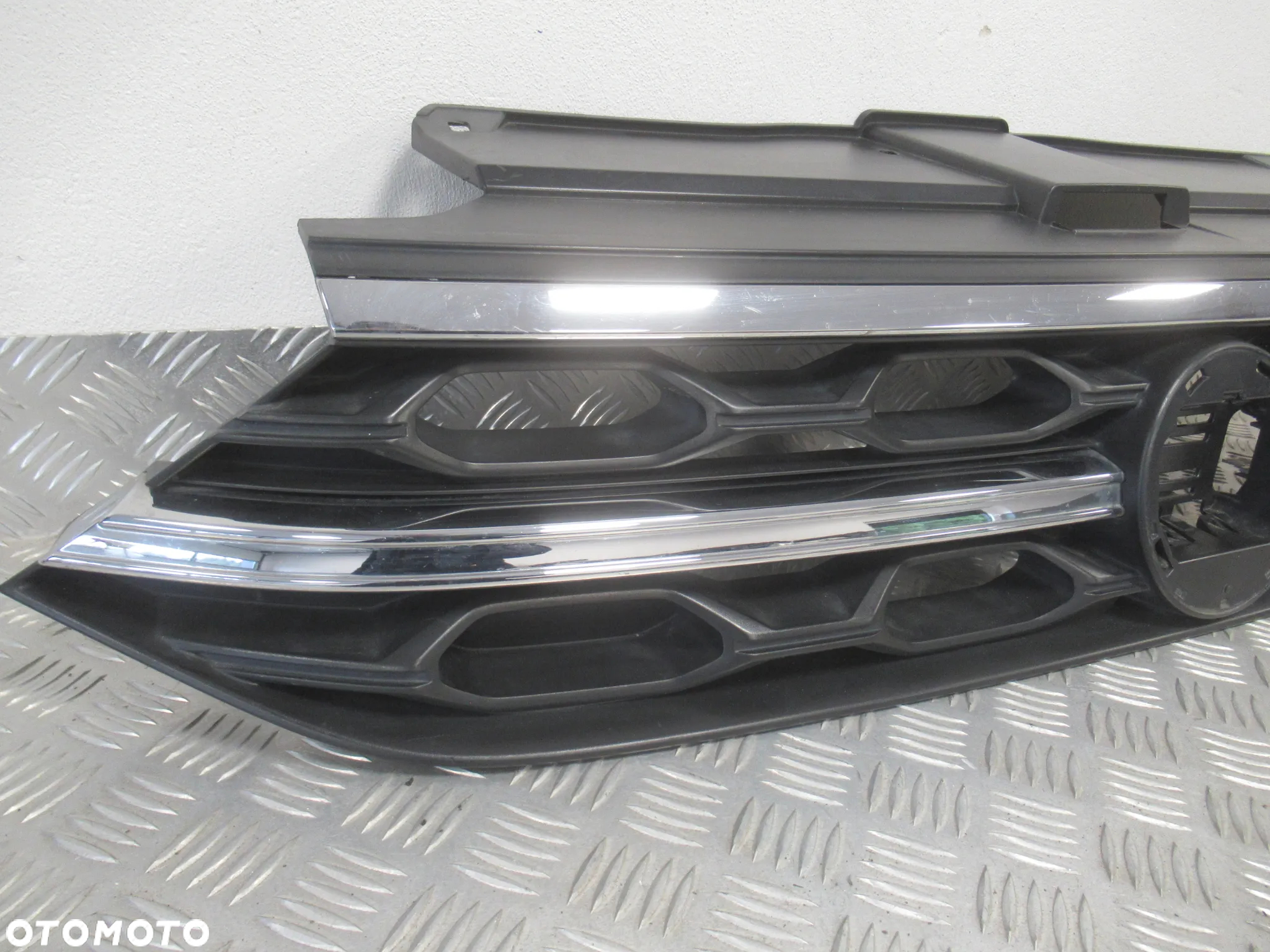 GRILL GRIL ATRAPA VW T-ROC R-LINE LIFT 2GA853651 2GA853653H 2021 - 4