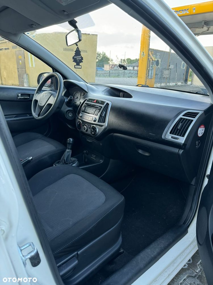Hyundai i20 - 7