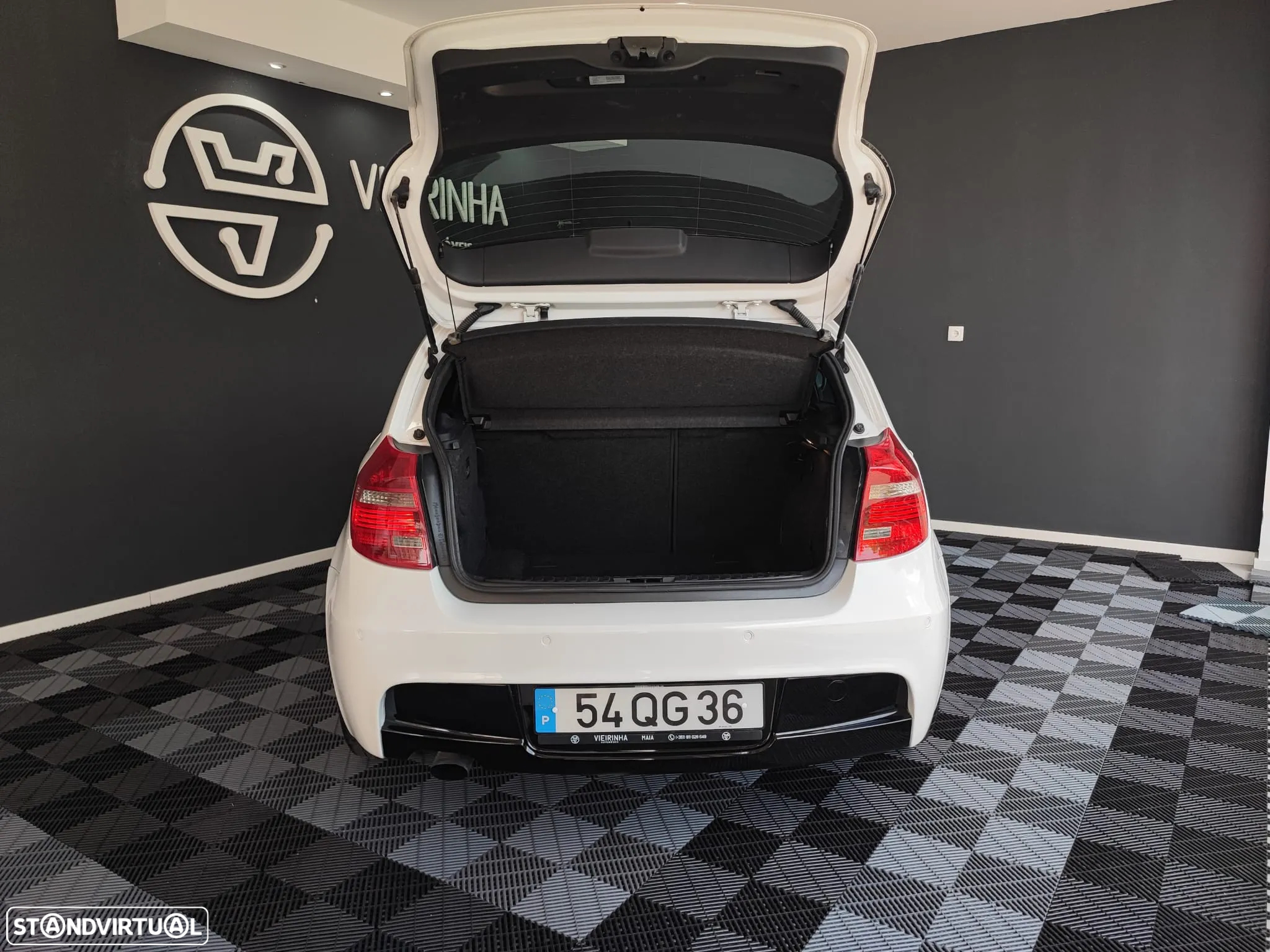 BMW 118 d Pack M - 48