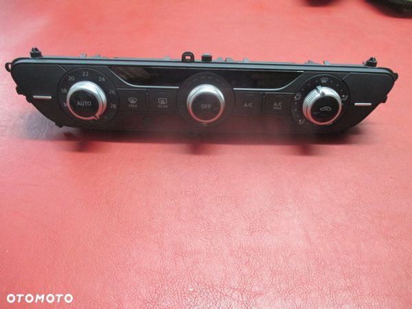 AUDI A4 B9 15R. PANEL KLIMATRONIK 8W0820043 - 1