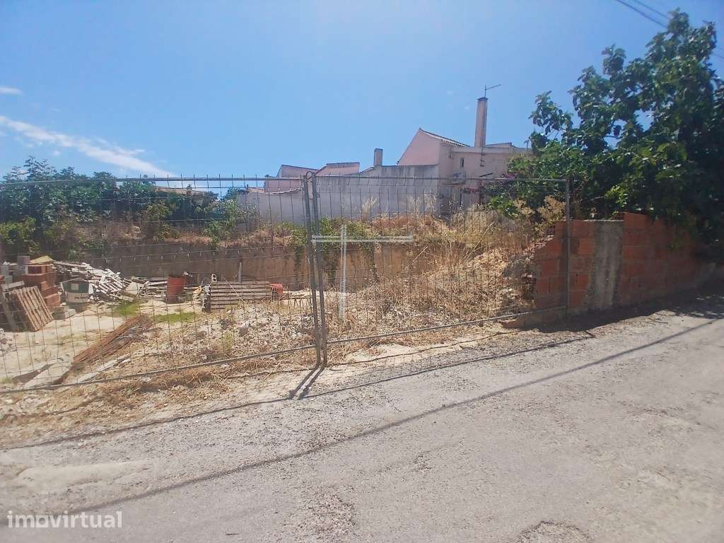 Moradia isolada T4, arquitetura contemporânea com garagem, varandas... - Grande imagem: 5/7