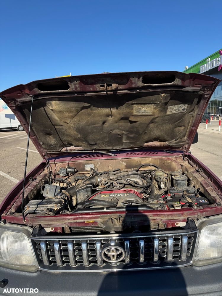 Toyota Land Cruiser - 20