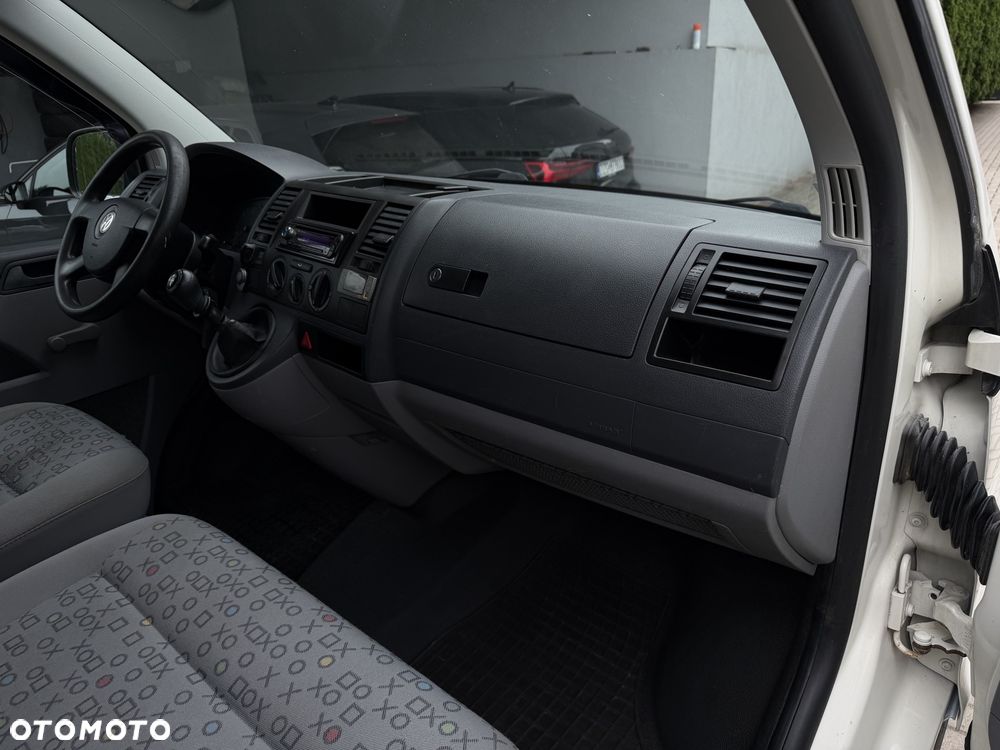 Volkswagen Transporter - 8