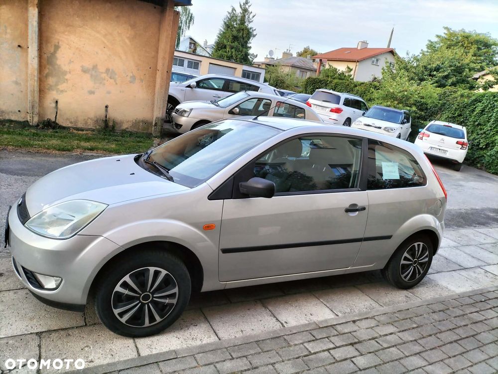 Ford Fiesta 1.4 Ambiente - 4