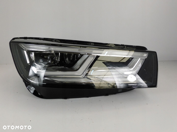 AUDI Q5 80A lampa PRAWA matrix 80A941784F 80A941036F CAŁA BEZ USZKODZEŃ