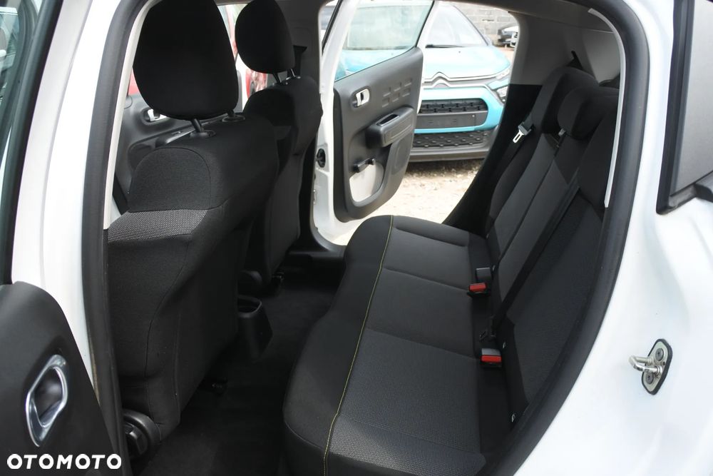 Citroën C3 Pure Tech 82 SHINE - 9