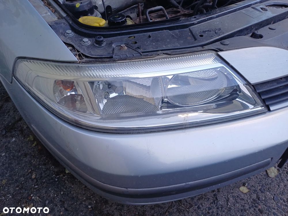 Reflektor prawy Renault Laguna 2 - 2