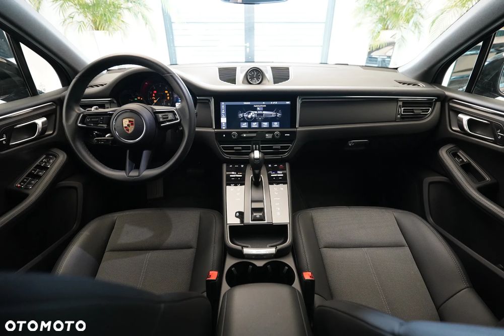 Porsche Macan Standard - 20