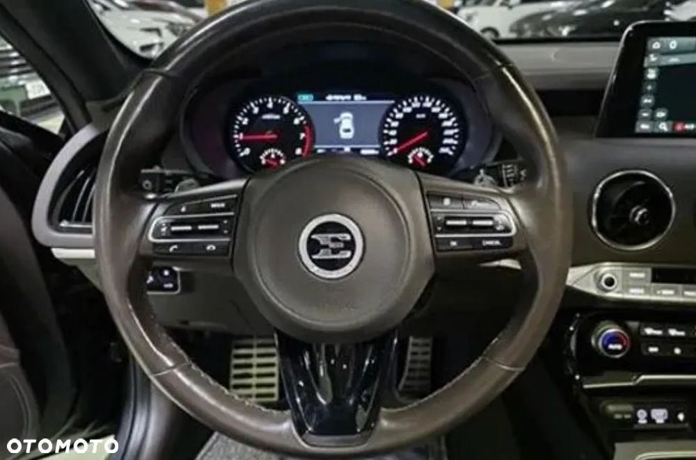 Kia Stinger - 18