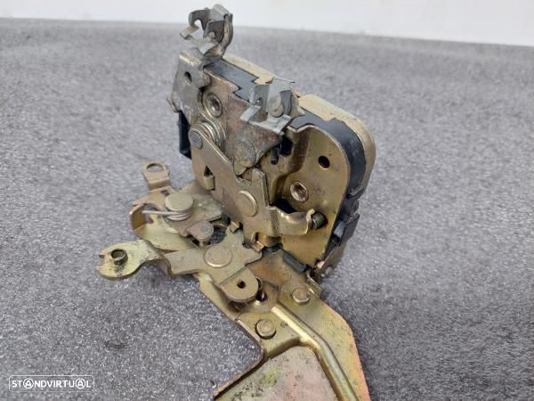 Fecho Porta Frente Esq Volvo S40 I (644) - 3