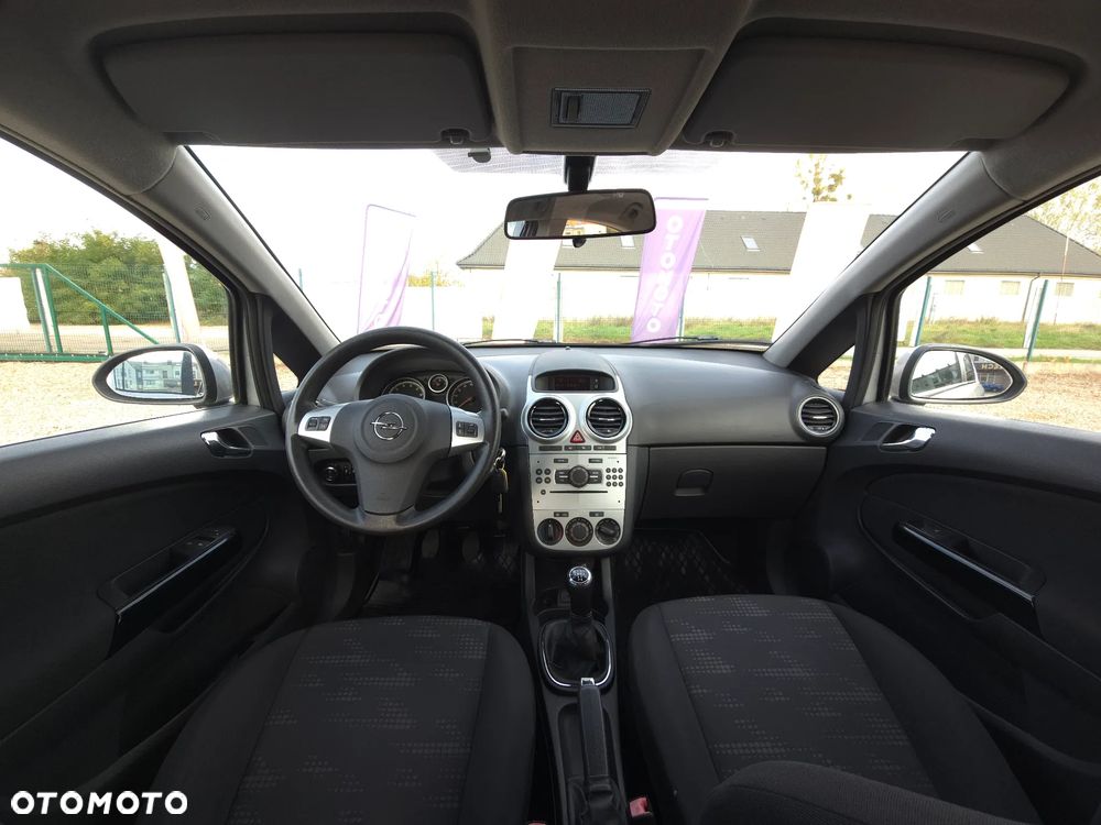 Opel Corsa 1.2 16V Enjoy - 31