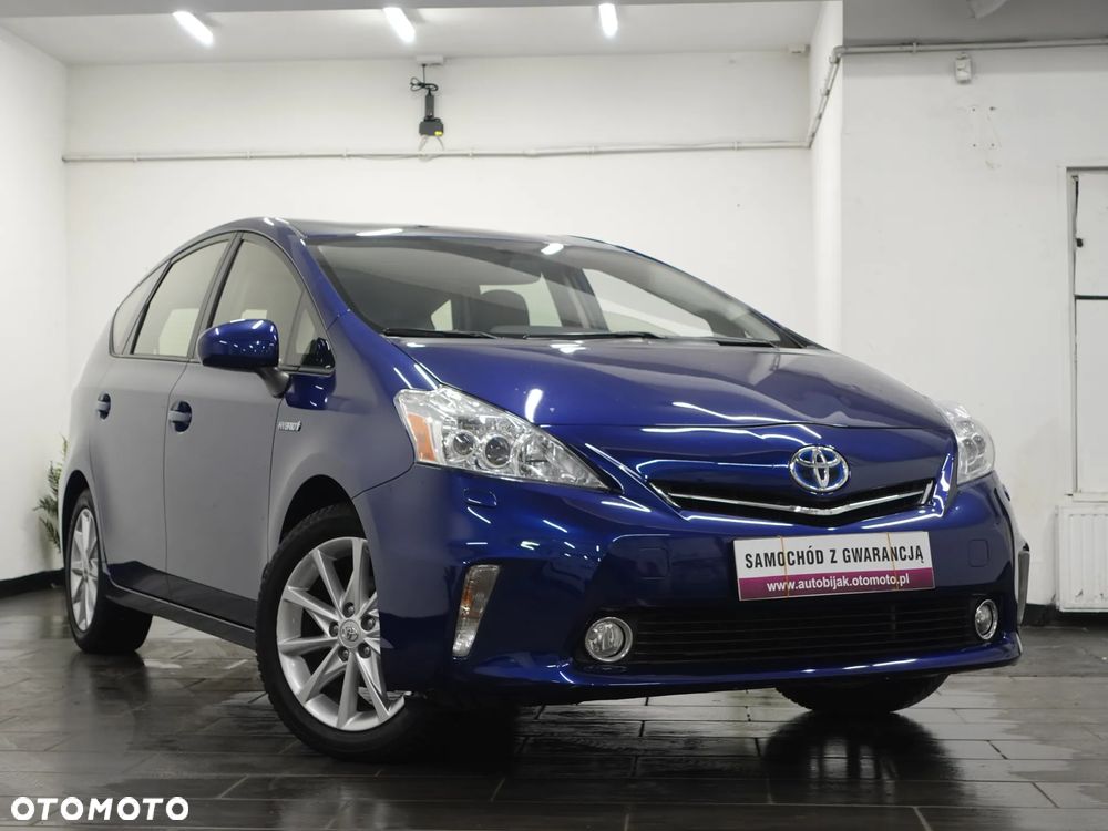 Toyota Prius (Hybrid) - 10