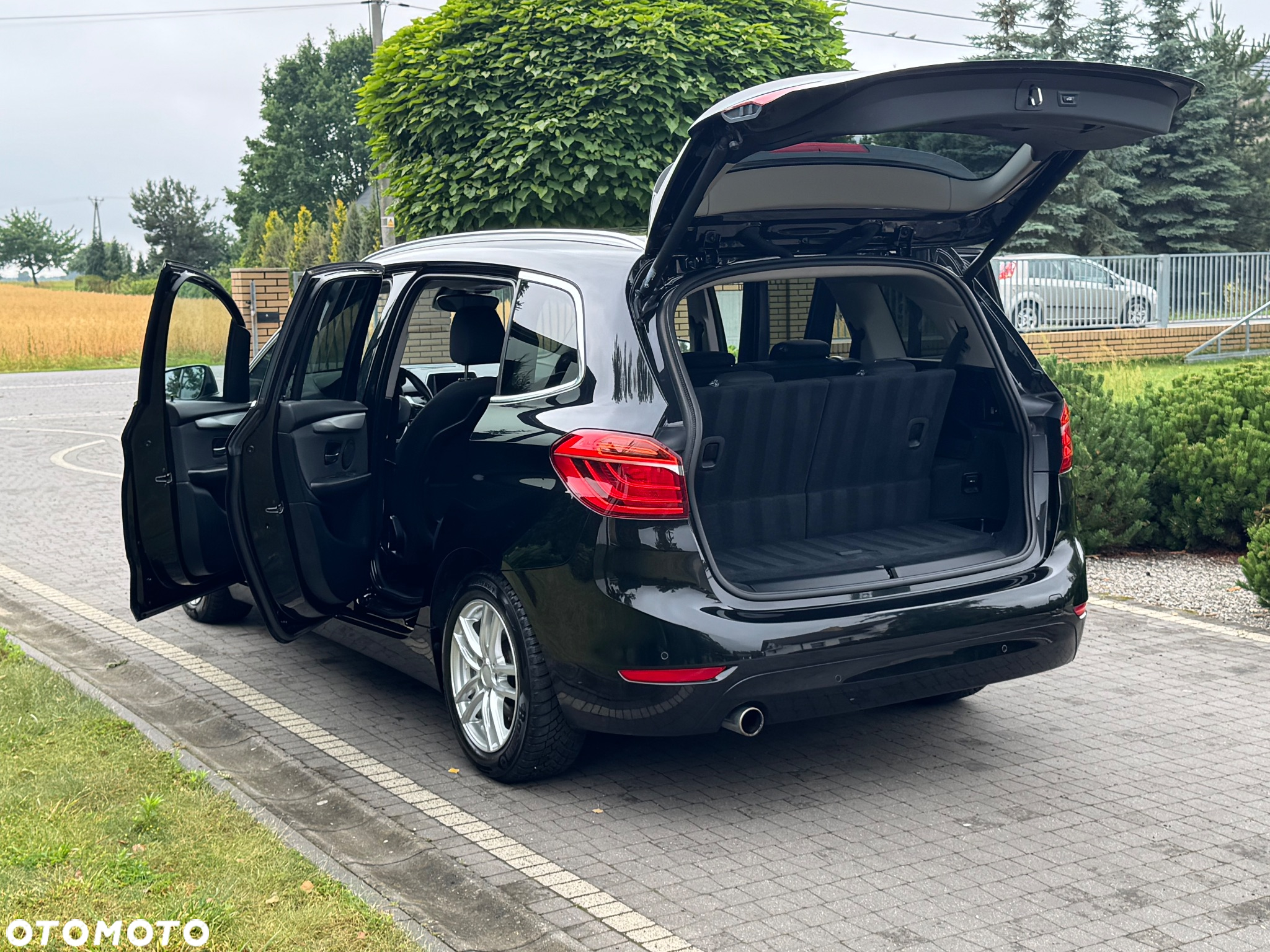 BMW Seria 2 218d Active Tourer - 15