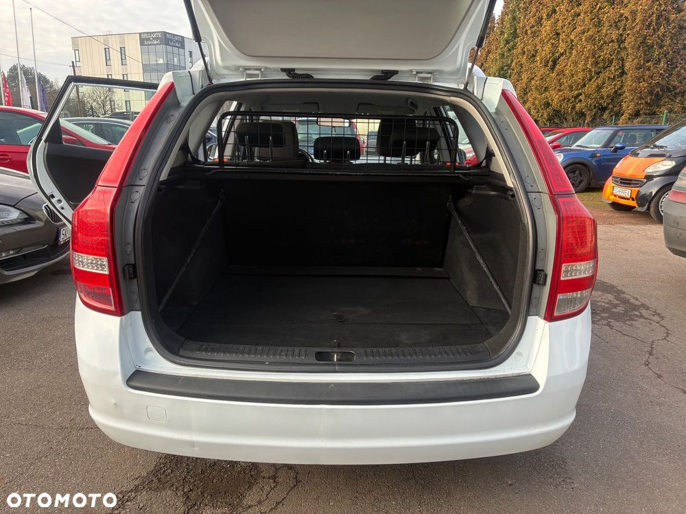 Kia Ceed 1.6 Crdi M - 17