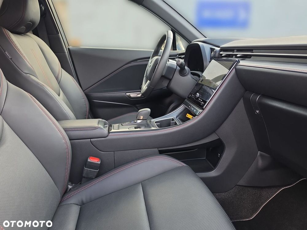 Lexus LBX - 23