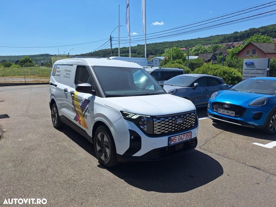 Ford Transit Courier - 2