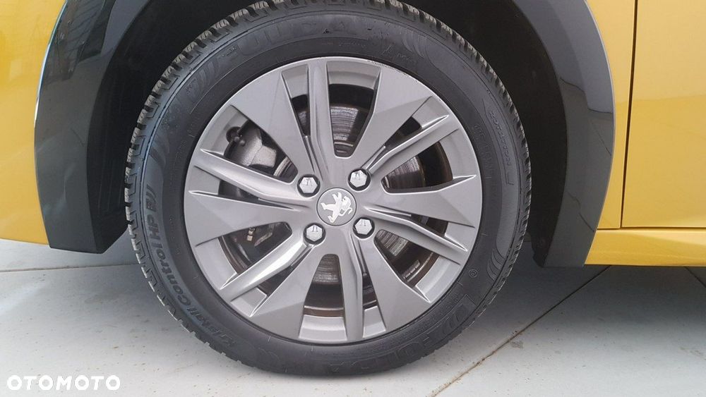 Peugeot 208 Allure - 9