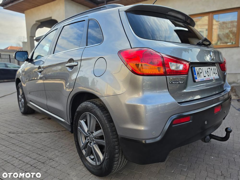 Mitsubishi ASX - 8