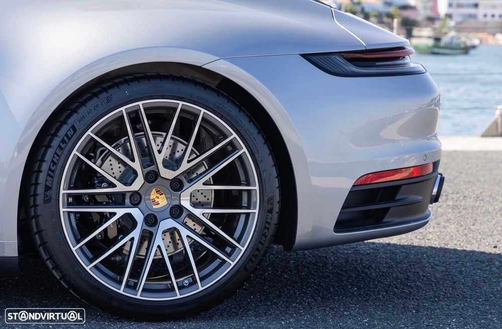 Porsche 911 (992) Carrera 4S PDK - 30