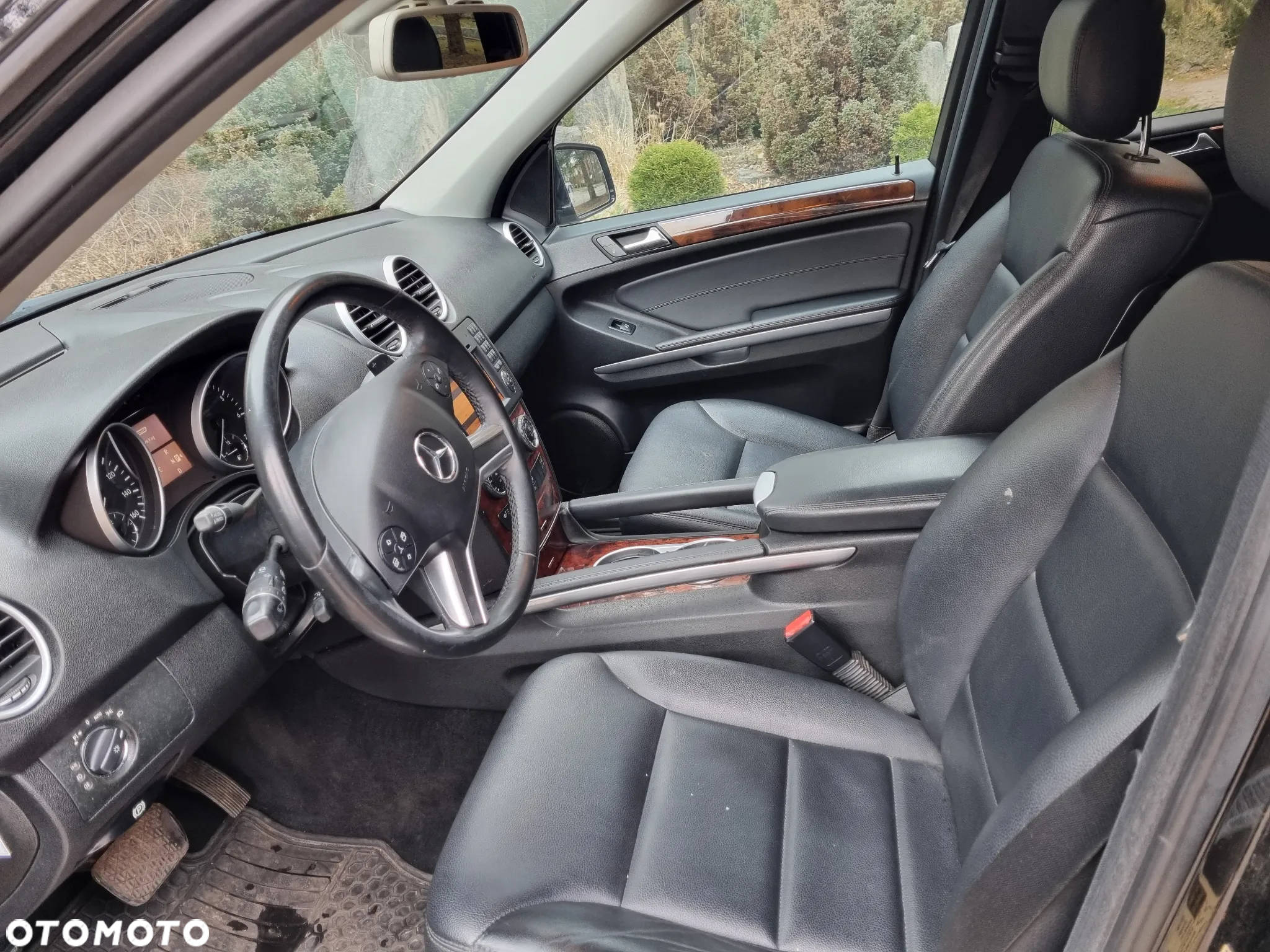 Mercedes-Benz ML 350 4-Matic - 8
