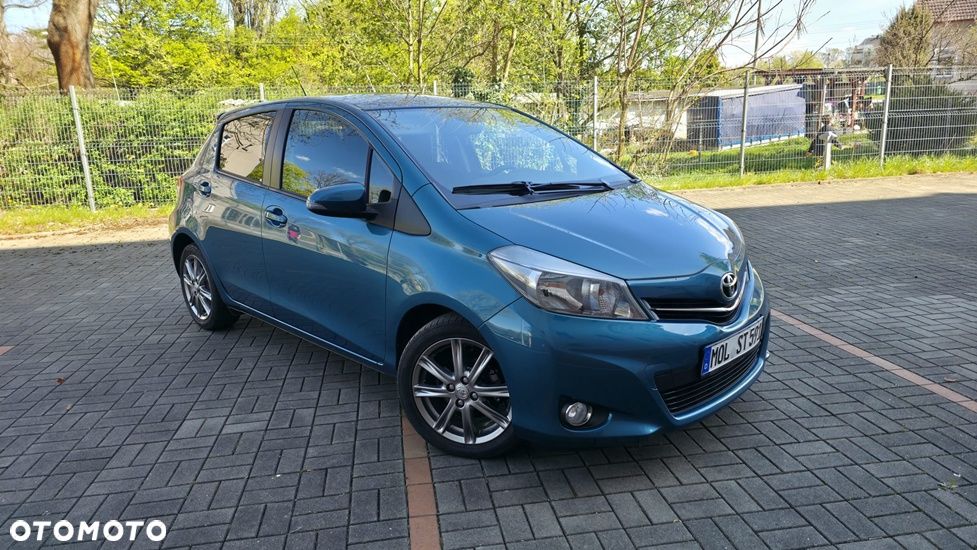 Toyota Yaris 1.33 Premium - 1