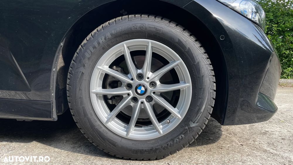 BMW Seria 3 320i Aut. M Sport - 13