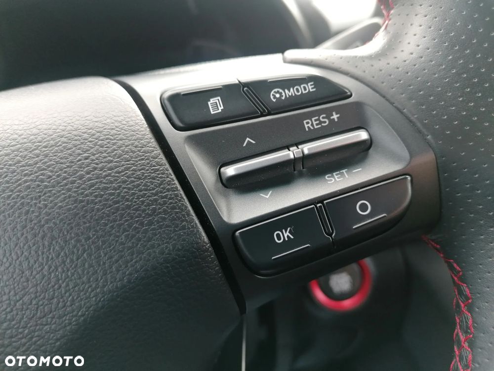 Hyundai Kona 1.6 T-GDI DCT 4WD Premium - 18
