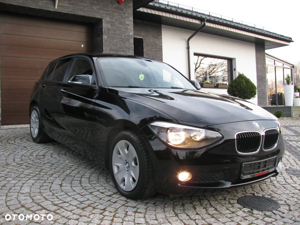 BMW Seria 1 116i Sport Line