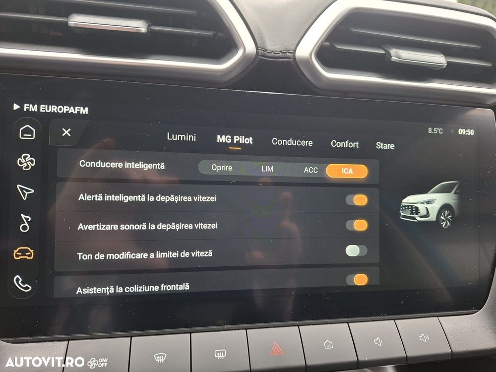 MG ZS HEV Hybrid+ Luxury - 16