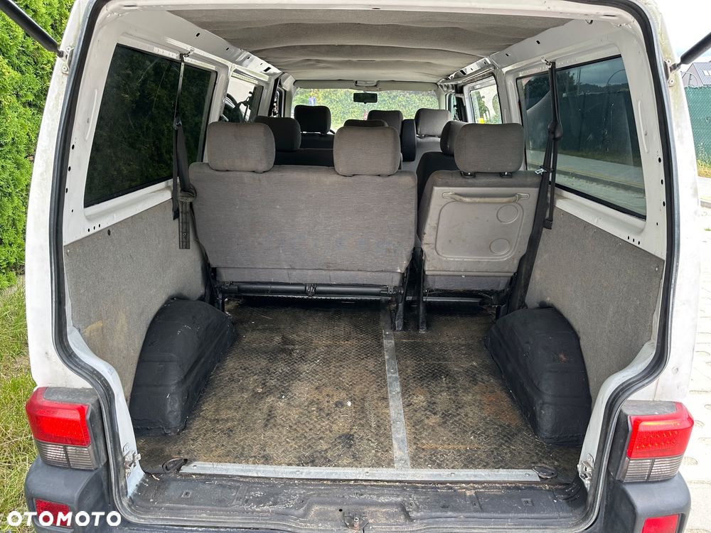 Volkswagen Transporter - 9