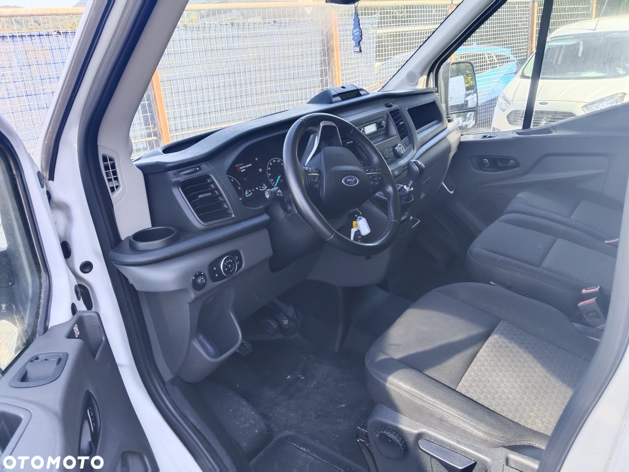 Ford Transit - 4