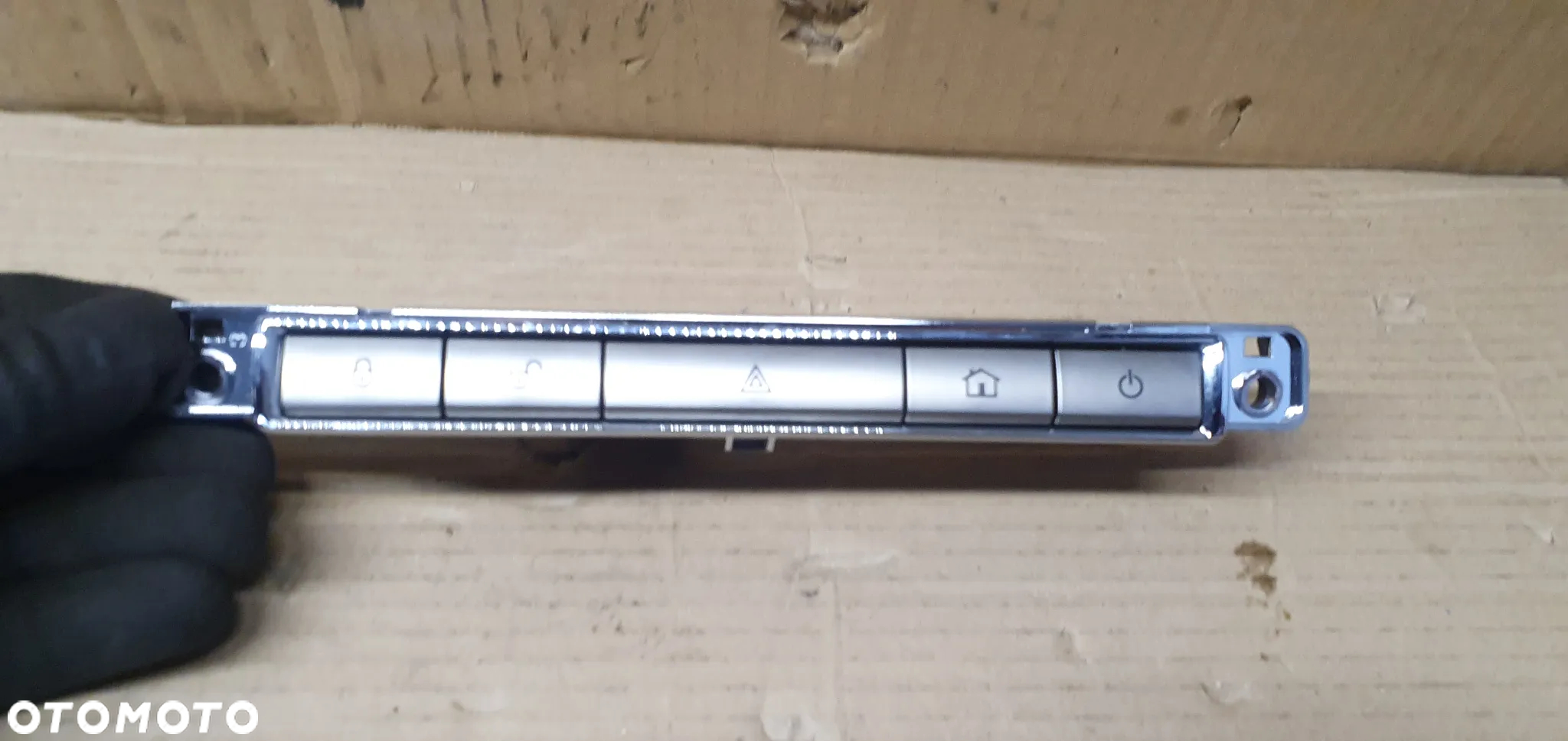 Przełącznik świateł awaryjnych blokady drzwi Jaguar XF X250 8X23-11B650-AB - 2