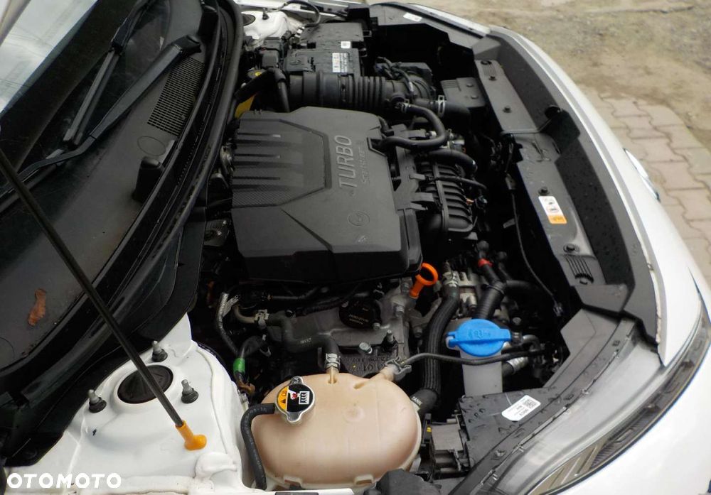 Hyundai Bayon - 6